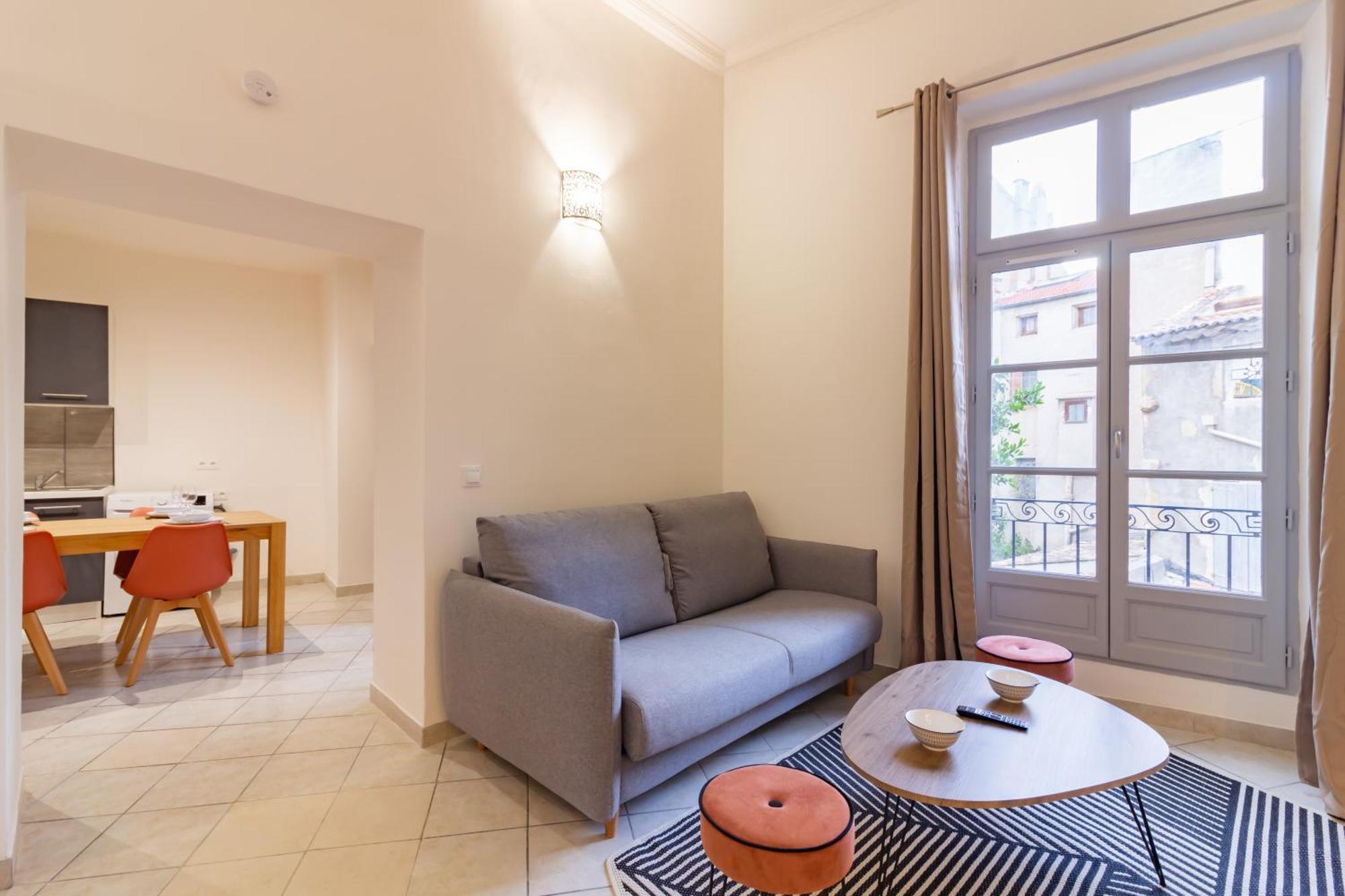 Spacieux Appartement En Plein Coeur De Béziers Buitenkant foto